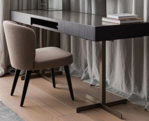 Classic wooden chair - Image 3